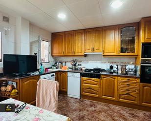 Kitchen of Flat for sale in Sant Boi de Llobregat  with Air Conditioner, Heating and Furnished
