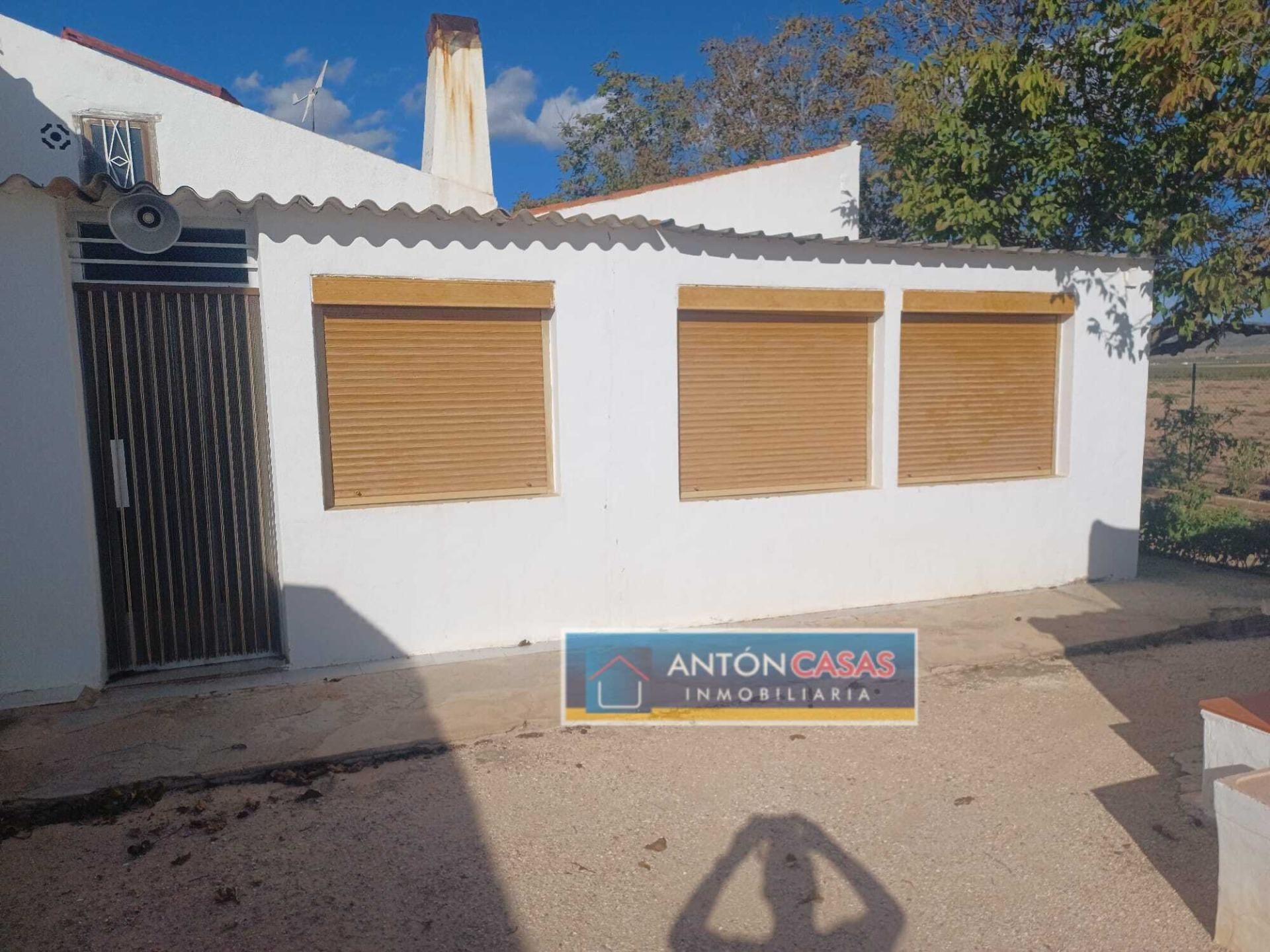 House or chalet for sale in Yecla