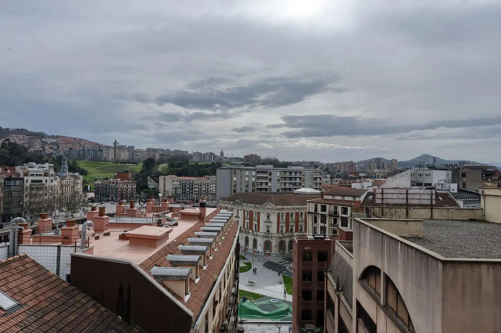 Außenansicht von Büro zum Verkauf in Bilbao  mit Klimaanlage