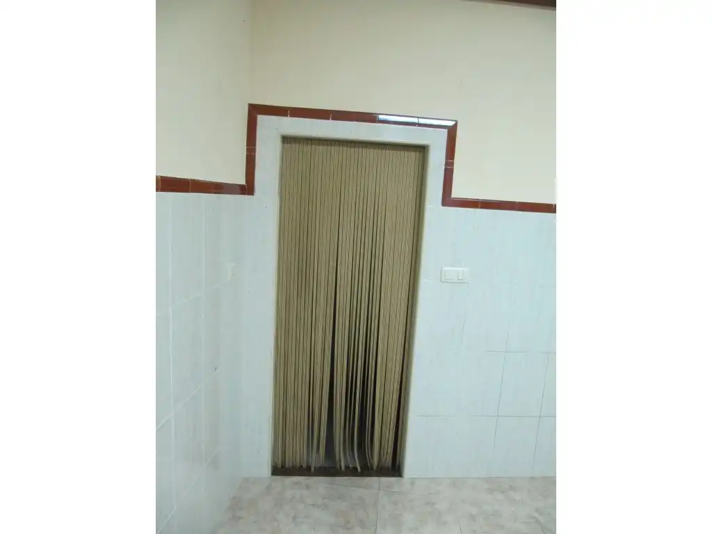 Business premises for sale in Casc Urbà, imagen 6