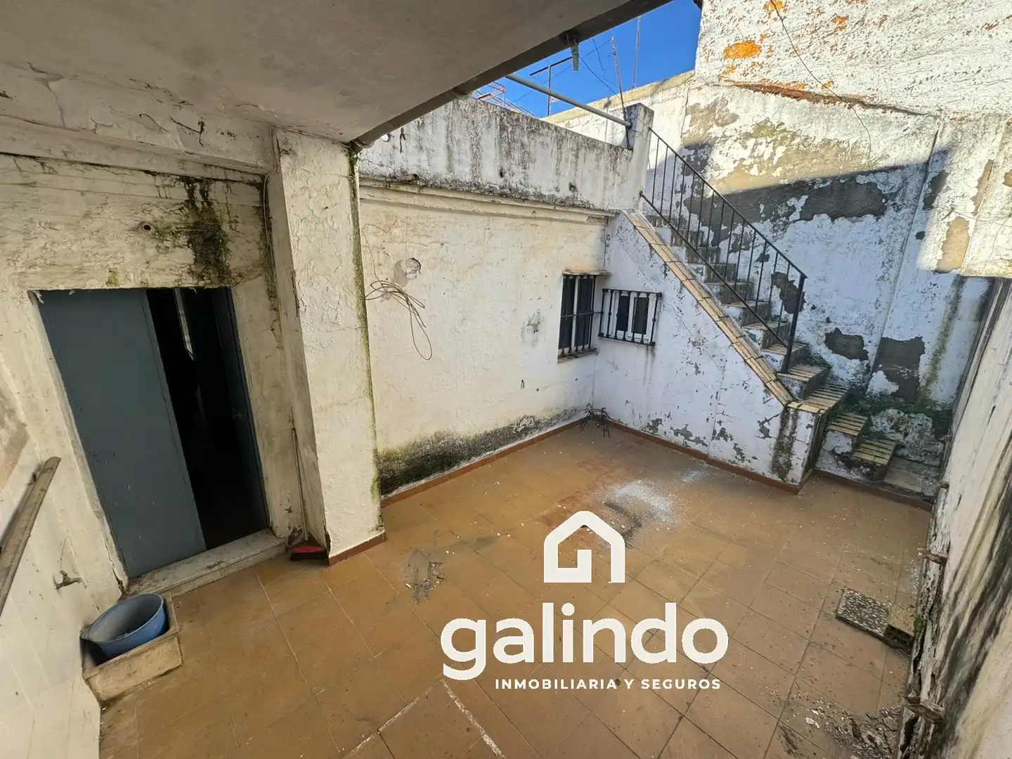 Exterior view of Houses for sale in Morón de la Frontera