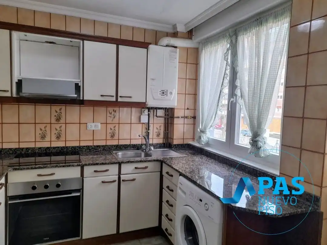 Kitchen of Flat for rent in Santander  with Heating and Furnished