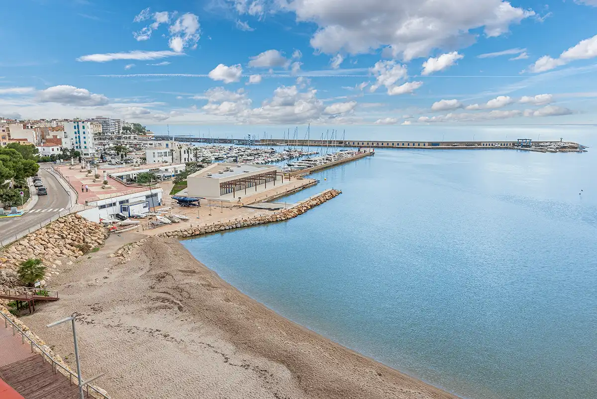 Vista exterior de Dúplex en venta en L'Ampolla con Aire acondicionado, Calefacción y Terraza