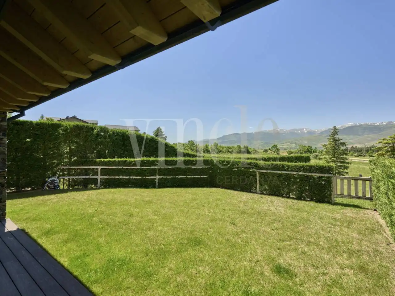 Jardí de Casa adosada en venda en Alp amb Calefacció, Jardí privat i Parquet