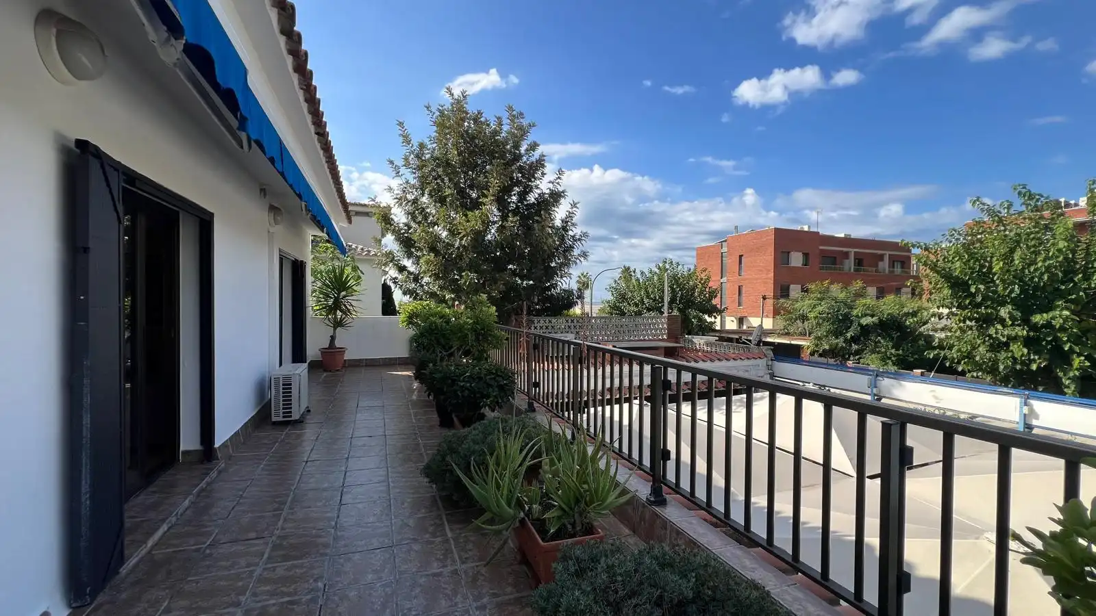 Geschaftsraum zum Verkauf in La Pineda