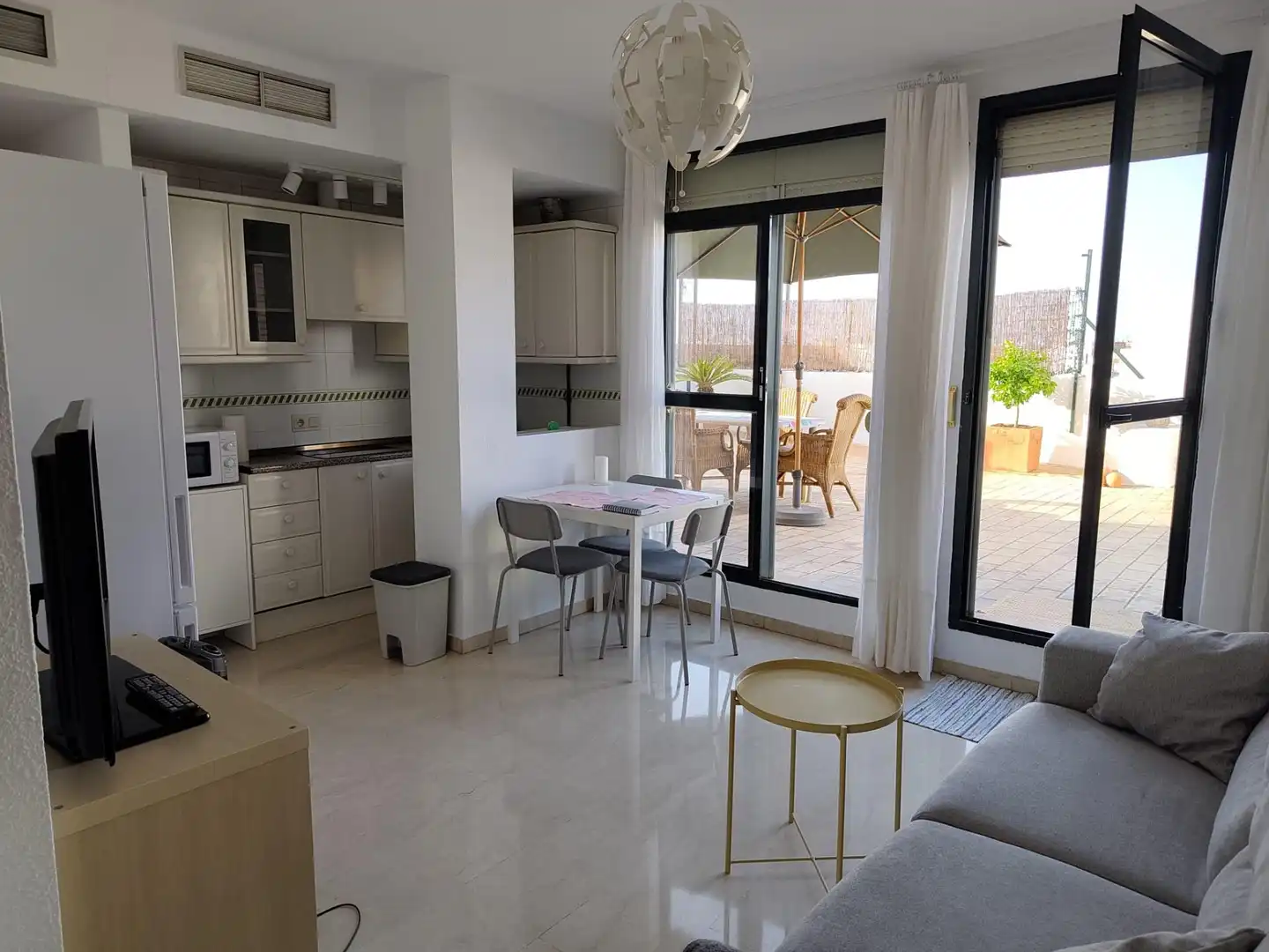 Dining room of Attic for rent in Sevilla  with Air Conditioner and Furnished