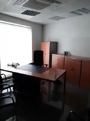 Business premises for sale in Calle Socuéllamos, imagen 5