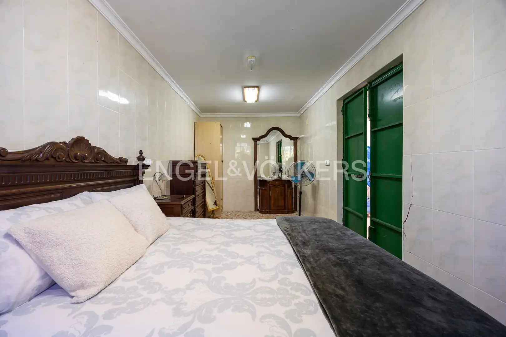 Habitación de Casa o chalet en venta en Chiclana de la Frontera con Aire acondicionado, Calefacción y Jardín privado