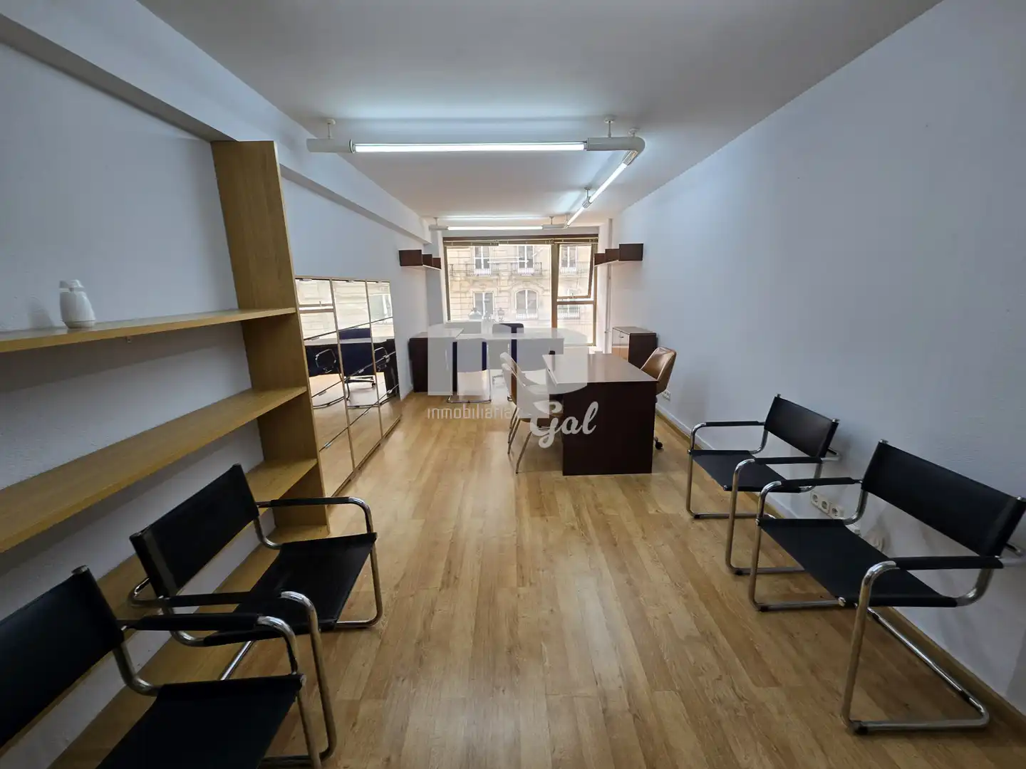 Oficina en venta en Vigo  con Calefacción