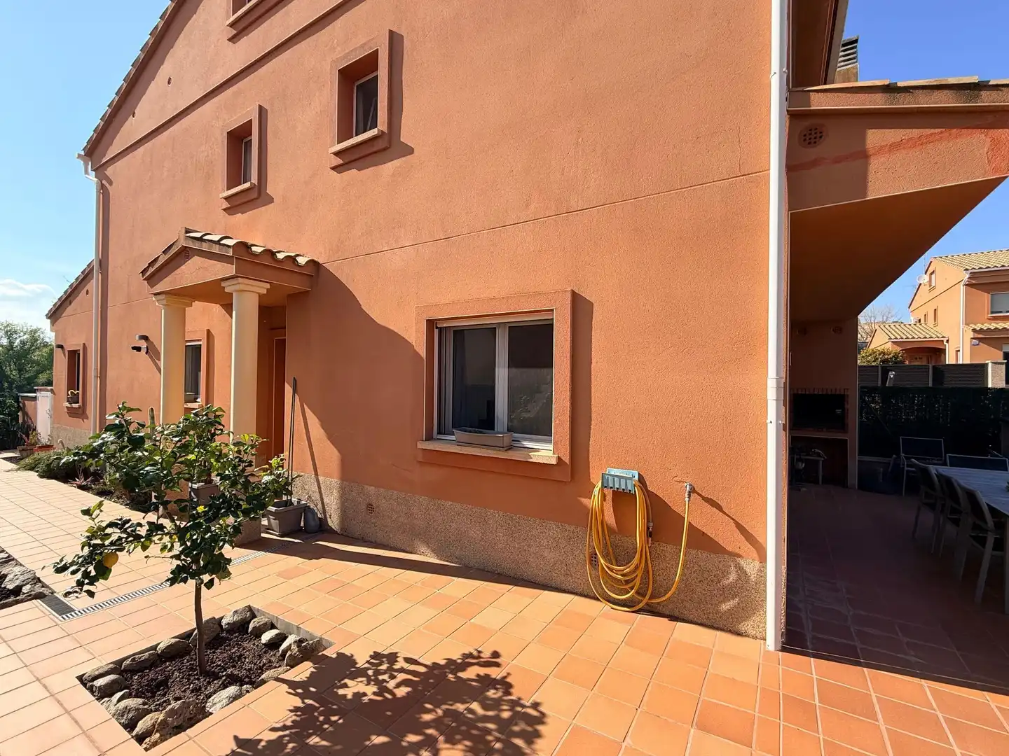 Exterior view of Houses for sale in El Far d'Empordà  with Air Conditioner, Heating and Private garden