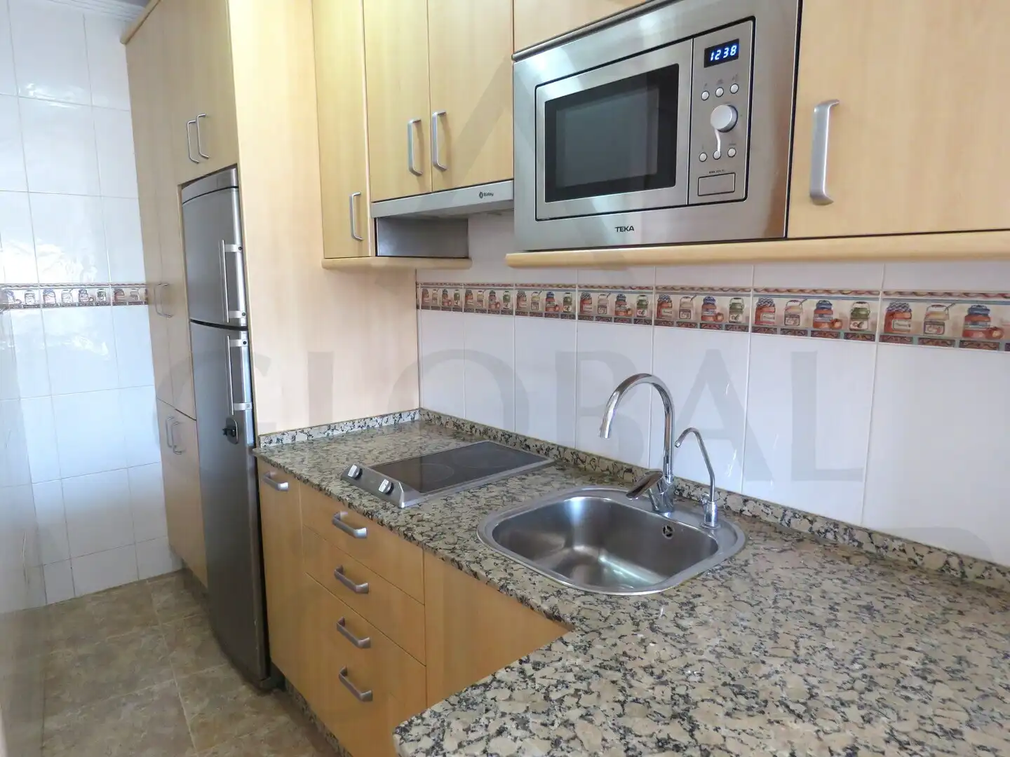 Cocina de Piso en venta en Cartagena con Aire acondicionado, Horno y Microondas
