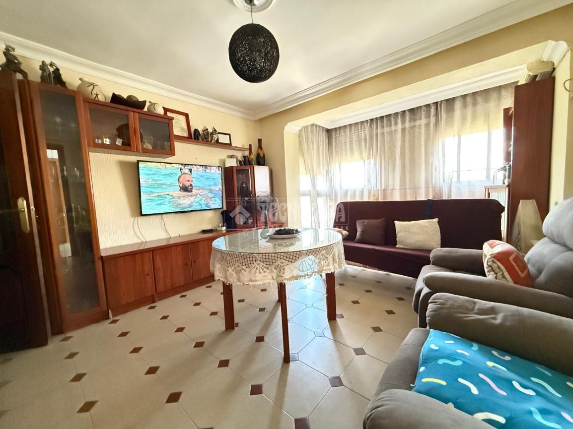 Sala de estar de Piso en venta en  Huelva Capital