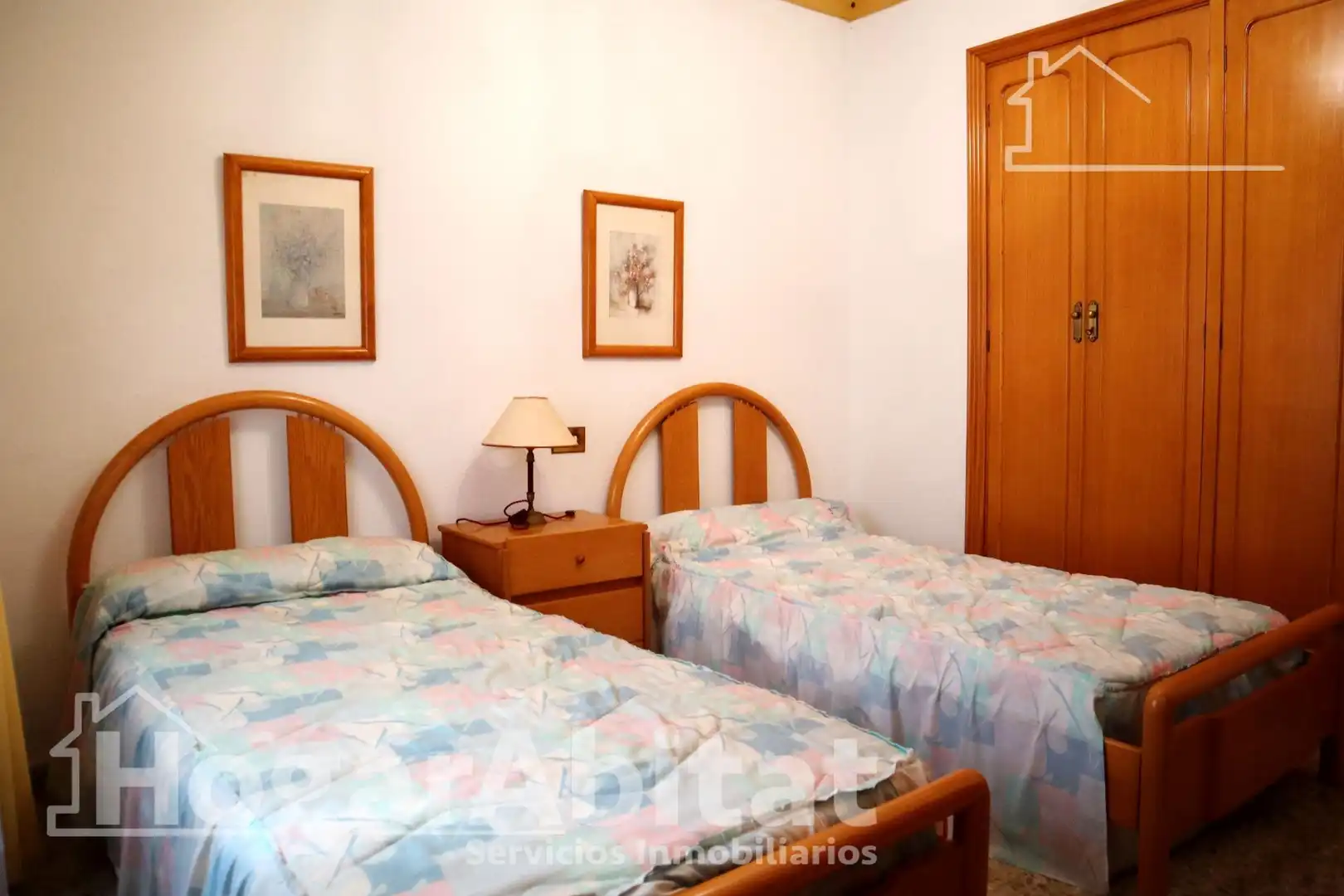 Habitación de Piso en venta en Oliva con Terraza y Balcón
