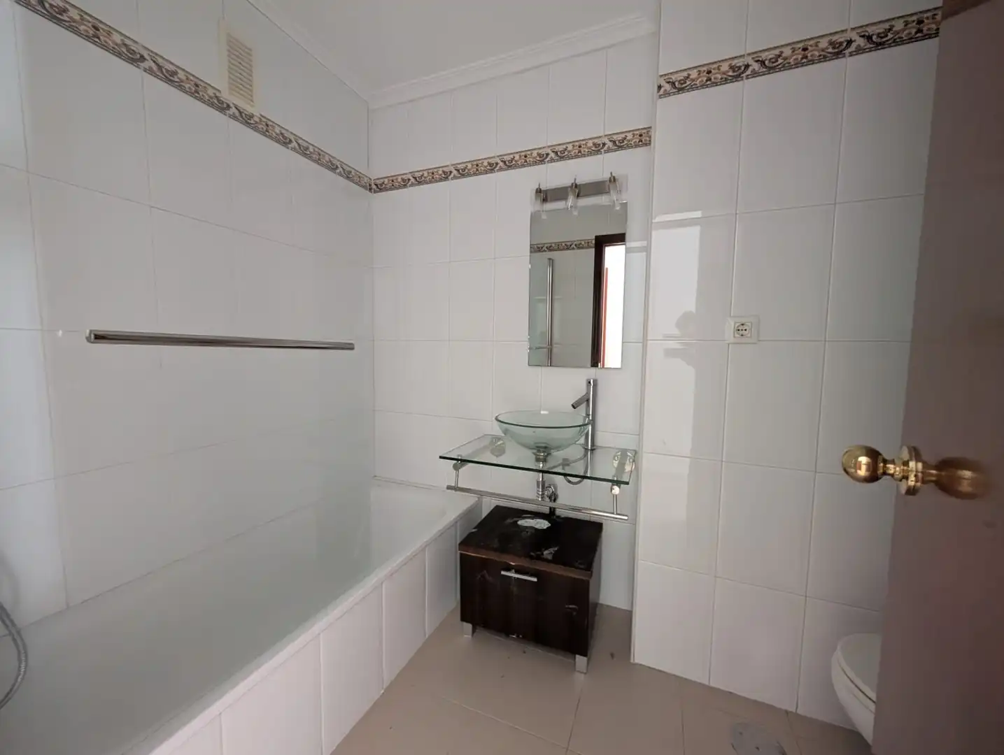 Bany de Pis en venda en Huelva
