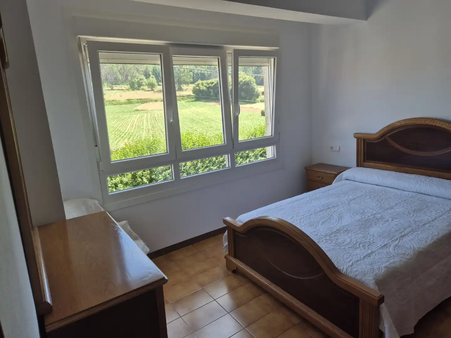 Bedroom of Houses for rent in Carballo  with Private garden, Parquet flooring and Storage room