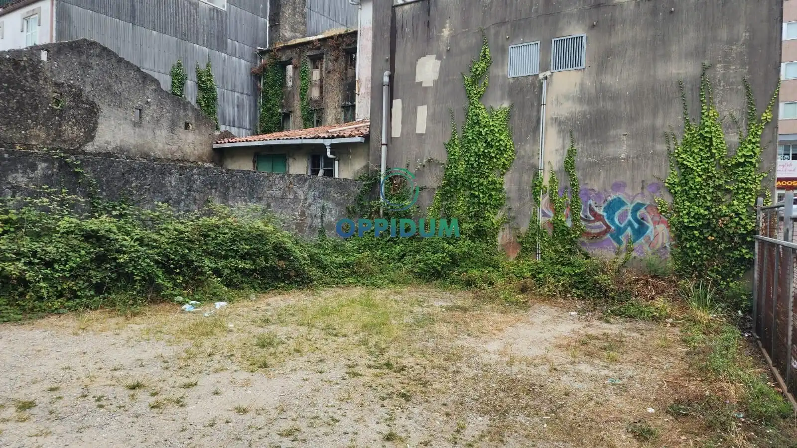 Geschaftsraum zum Verkauf in Santiago de Compostela 