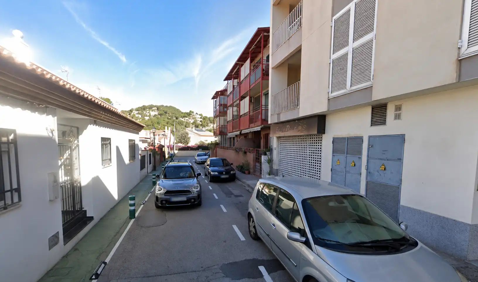 Vista exterior de Local en venda en Náquera amb Aire condicionat, Parquet i Moblat
