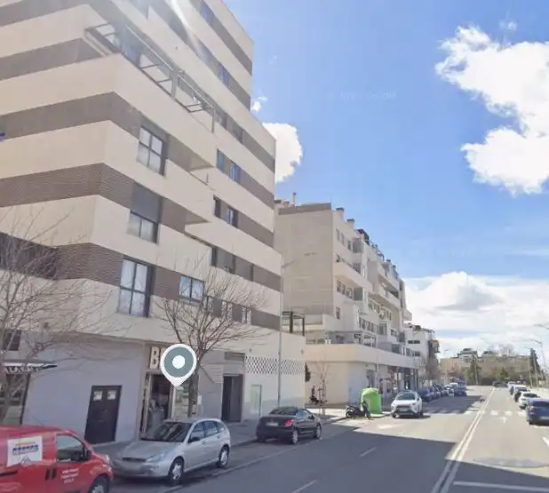 Vista exterior de Local de alquiler en San Pablo