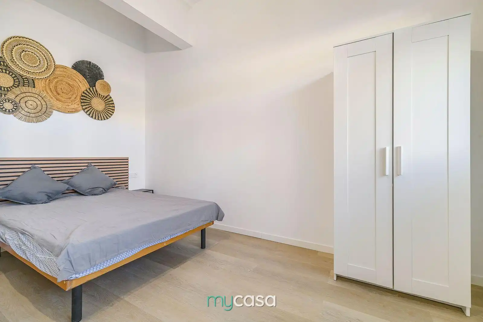 Bedroom of Study for sale in Barberà del Vallès  with Air Conditioner, Parquet flooring and Furnished