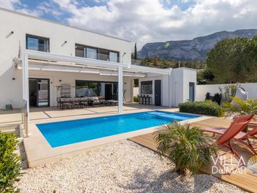 Chalet con piscina en venta en Camí Assagador de Cabanes 34B