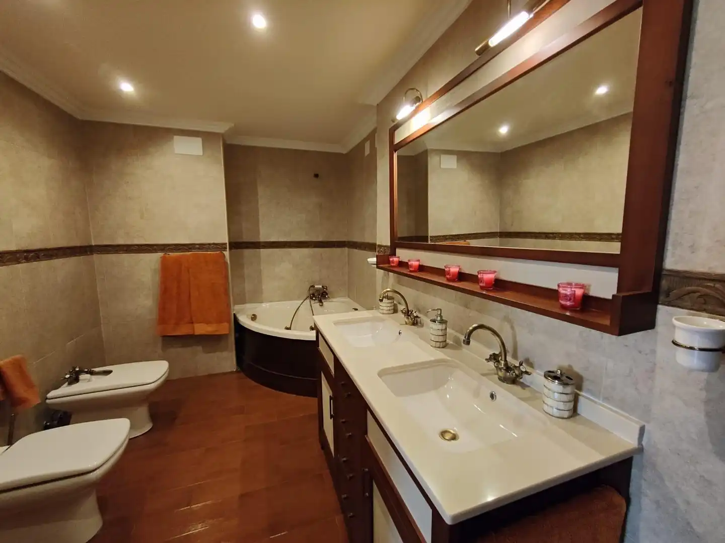 Bany de Apartament en venda en Oria amb Aire condicionat, Jardí privat i Terrassa