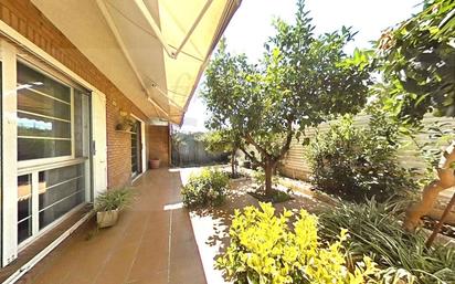 Jardí de Casa adosada en venda en Cambrils amb Calefacció