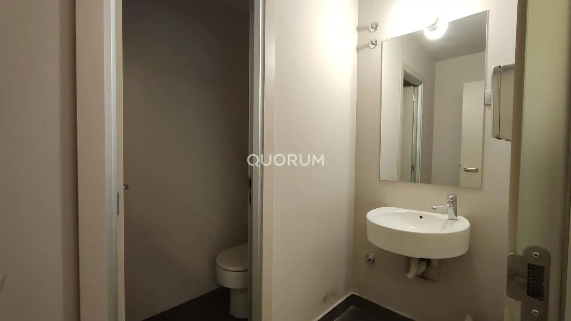 Business premises to rent in Calle Manuel Allende, imagen 17
