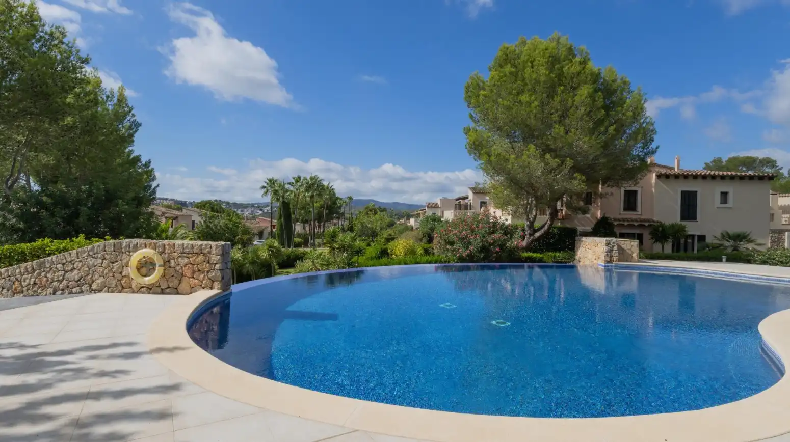 Piscina de Casa o xalet en venda en Calvià amb Aire condicionat, Piscina i Piscina comunitària