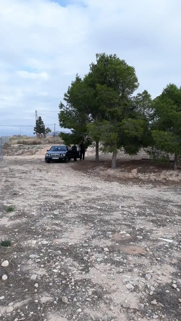 Aparcament de Finca rústica en venda en Alicante / Alacant amb Jardí privat