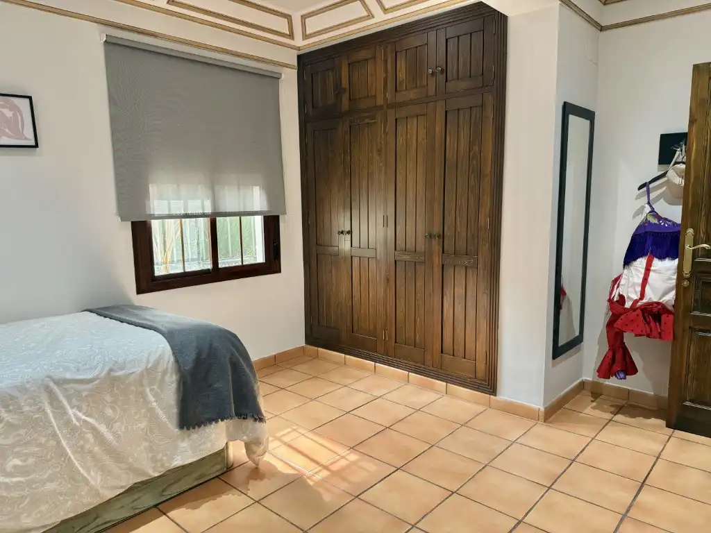 Habitación de Casa o chalet en venta en Carmona con Aire acondicionado y Amueblado