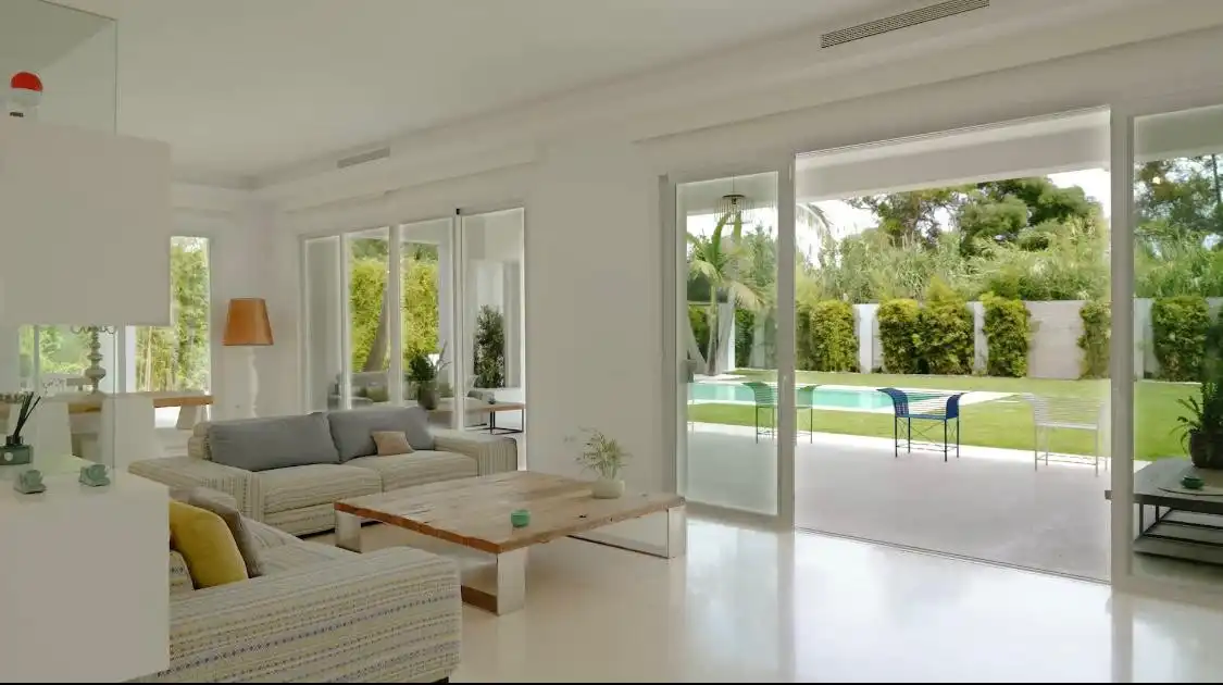 Casa o xalet de lloguer a Guadalmina Baja