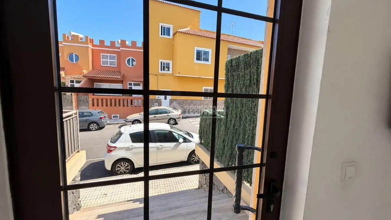 Exterior view of Flat for sale in Candelaria  with Air Conditioner, Terrace and Storage room