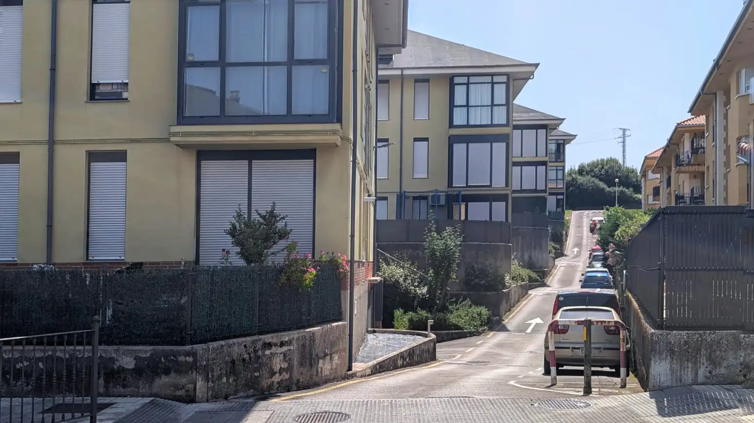 Exterior view of Flat for sale in Cartes  with Heating, Parquet flooring and Storage room