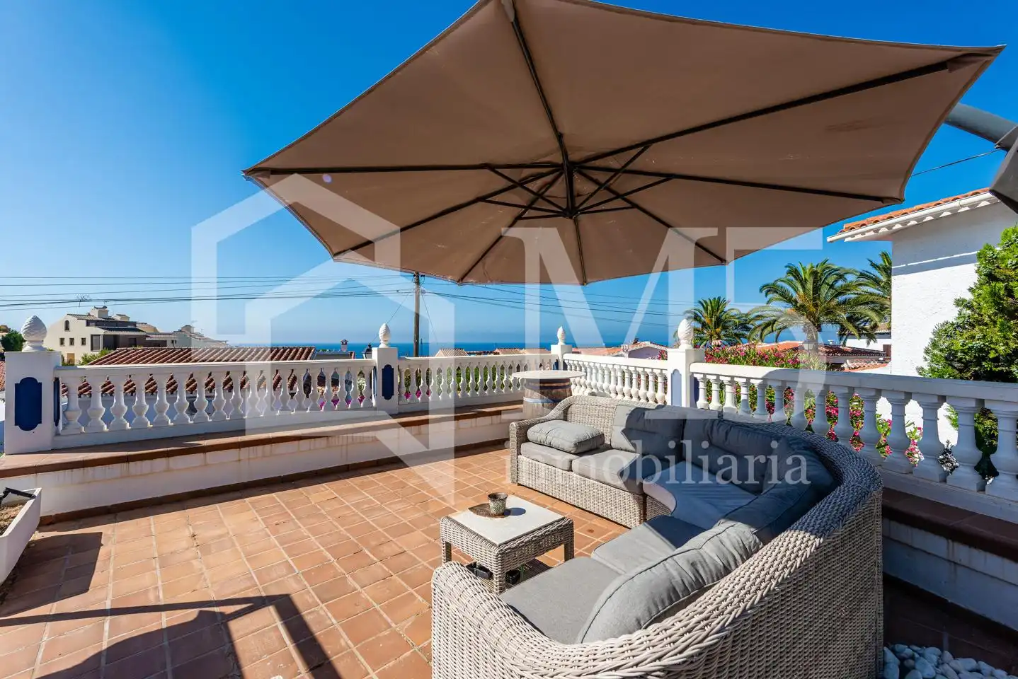 Terraza de Casa o chalet en venta en Vélez-Málaga con Jardín privado, Terraza y Piscina