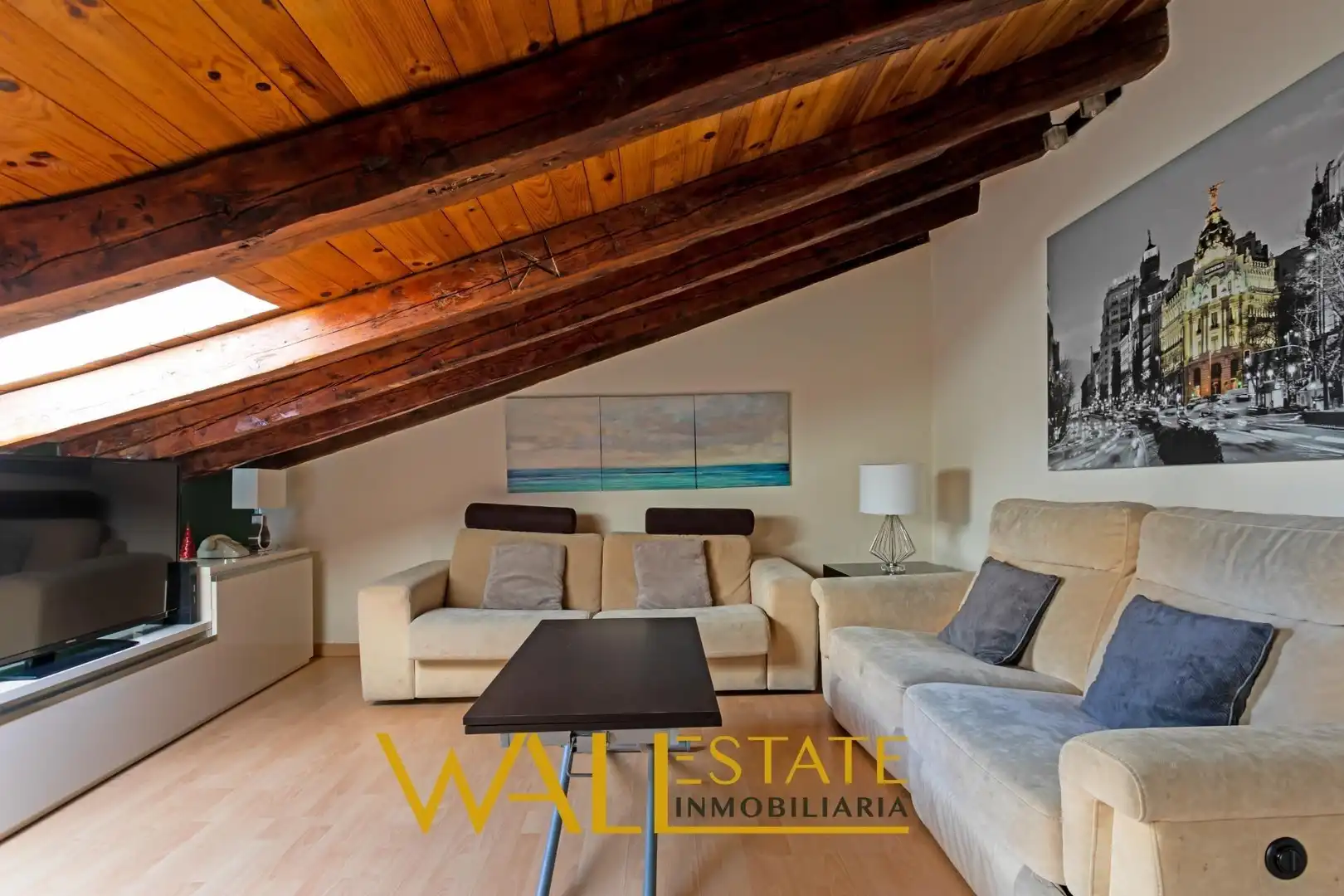Living room of Flat for sale in Madrid  with Air Conditioner and Heating