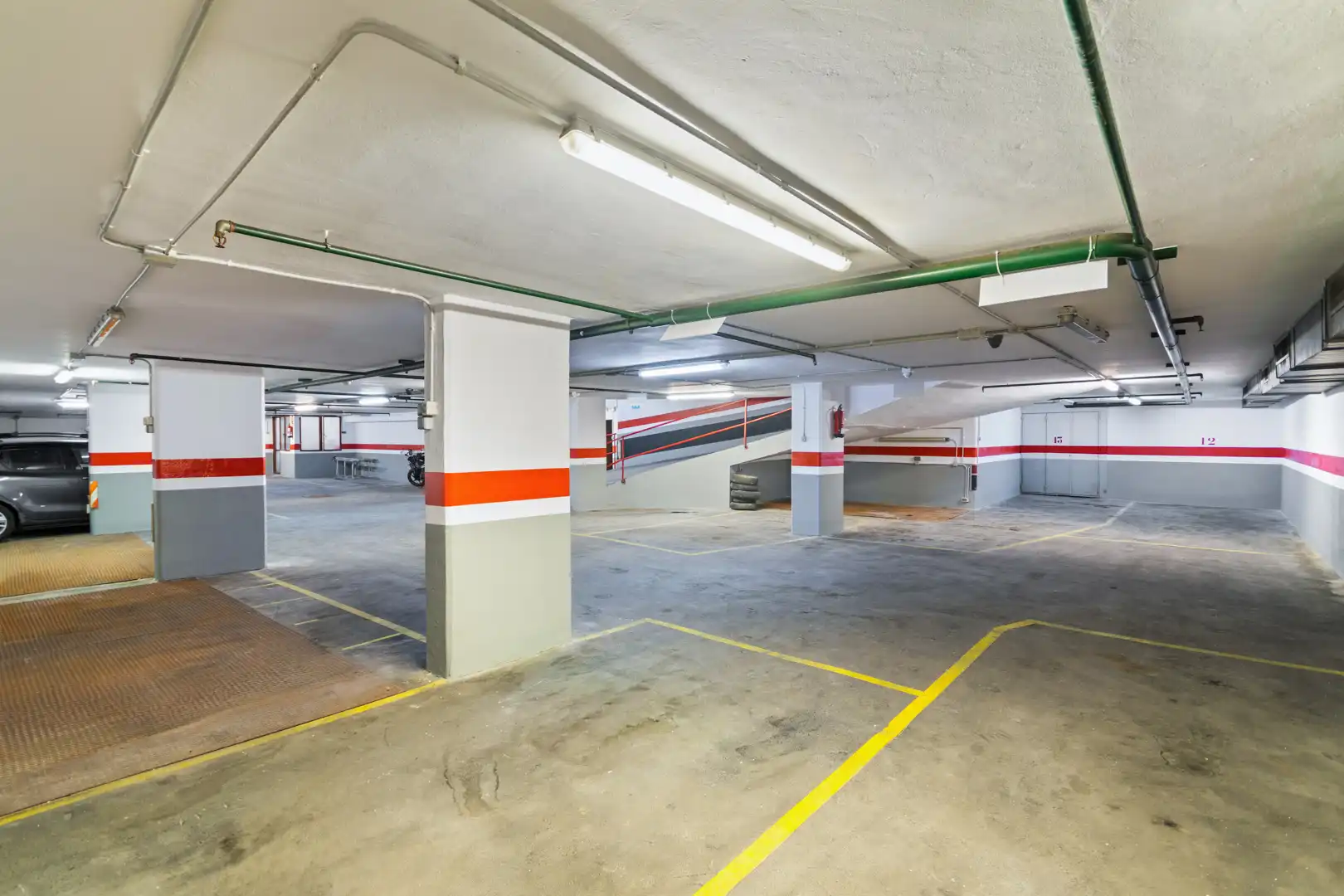 Individuel avec ascenseur à vendre à Carrer de la Lluna 11, imagen 3