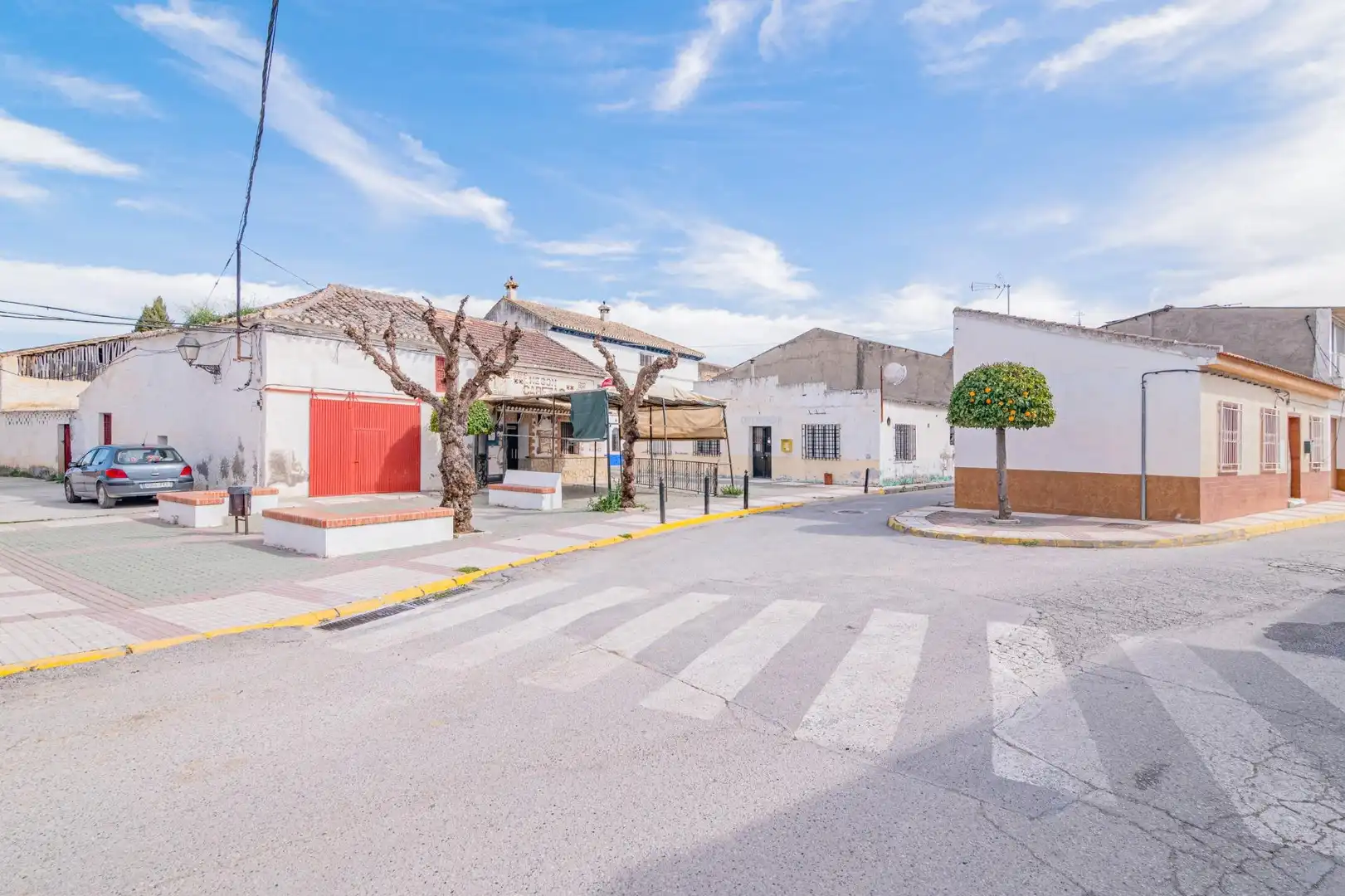 Vista exterior de Local en venta en Chauchina