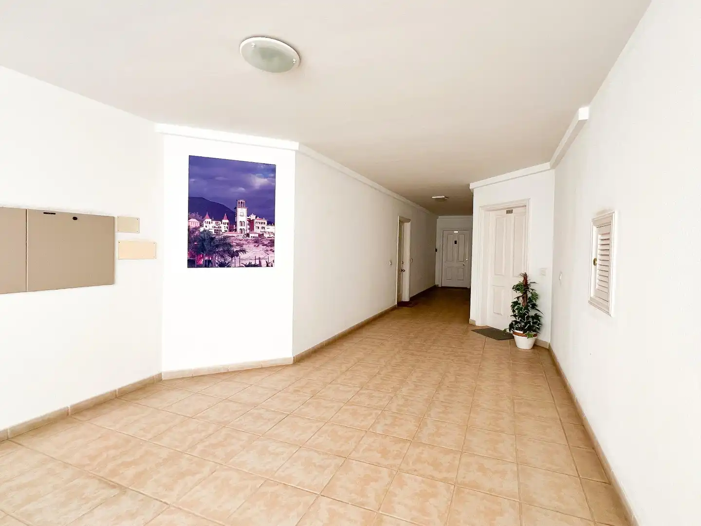 Wohnungen zum Verkauf in Adeje mit Klimaanlage, Terrasse und Möbliert