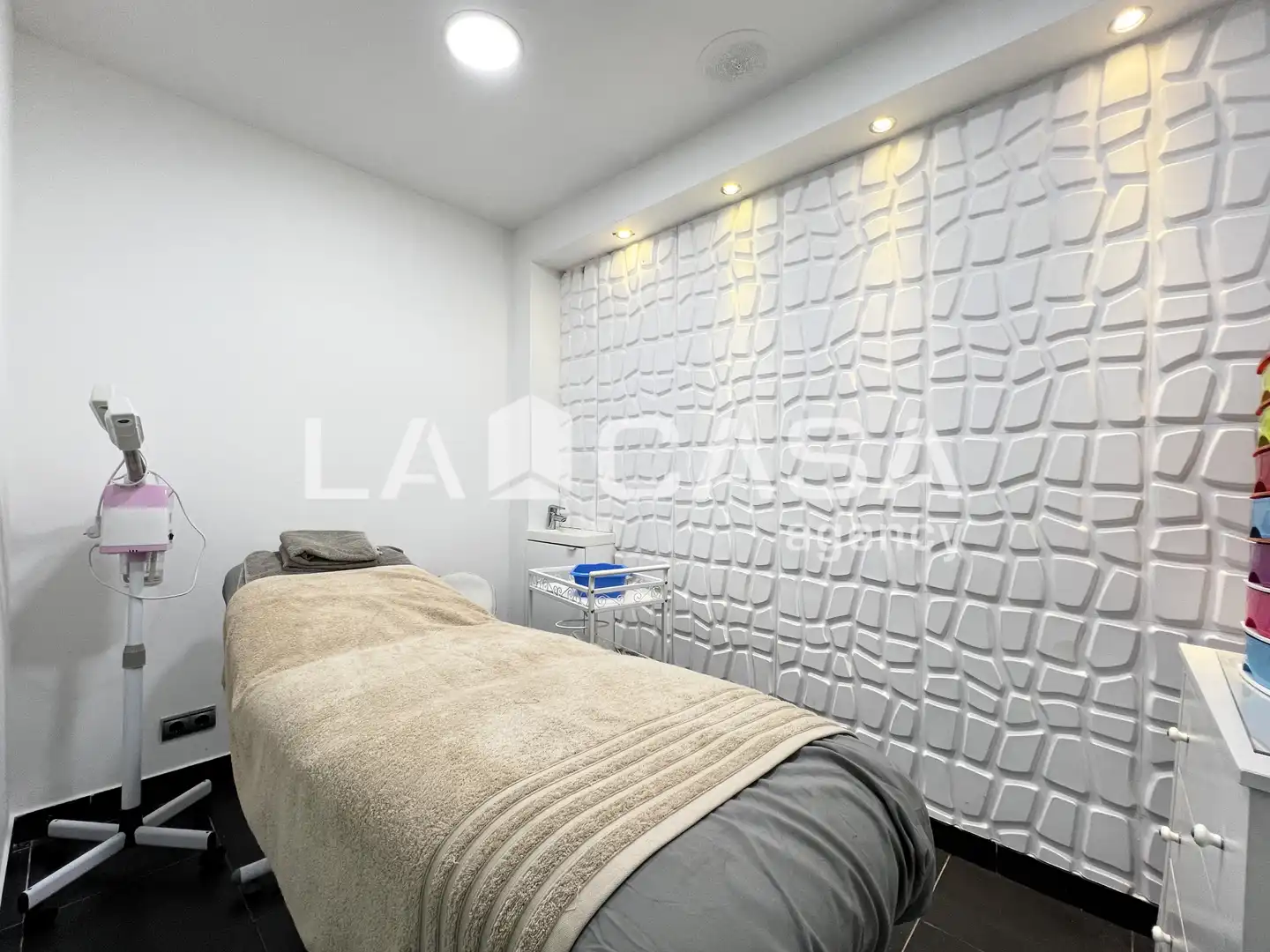 Business premises for sale in Carrer de Pi i Gibert, imagen 9