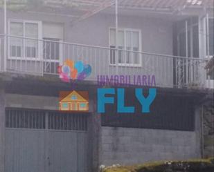 Vista exterior de Casa o xalet en venda en Quintela de Leirado amb Calefacció, Jardí privat i Terrassa