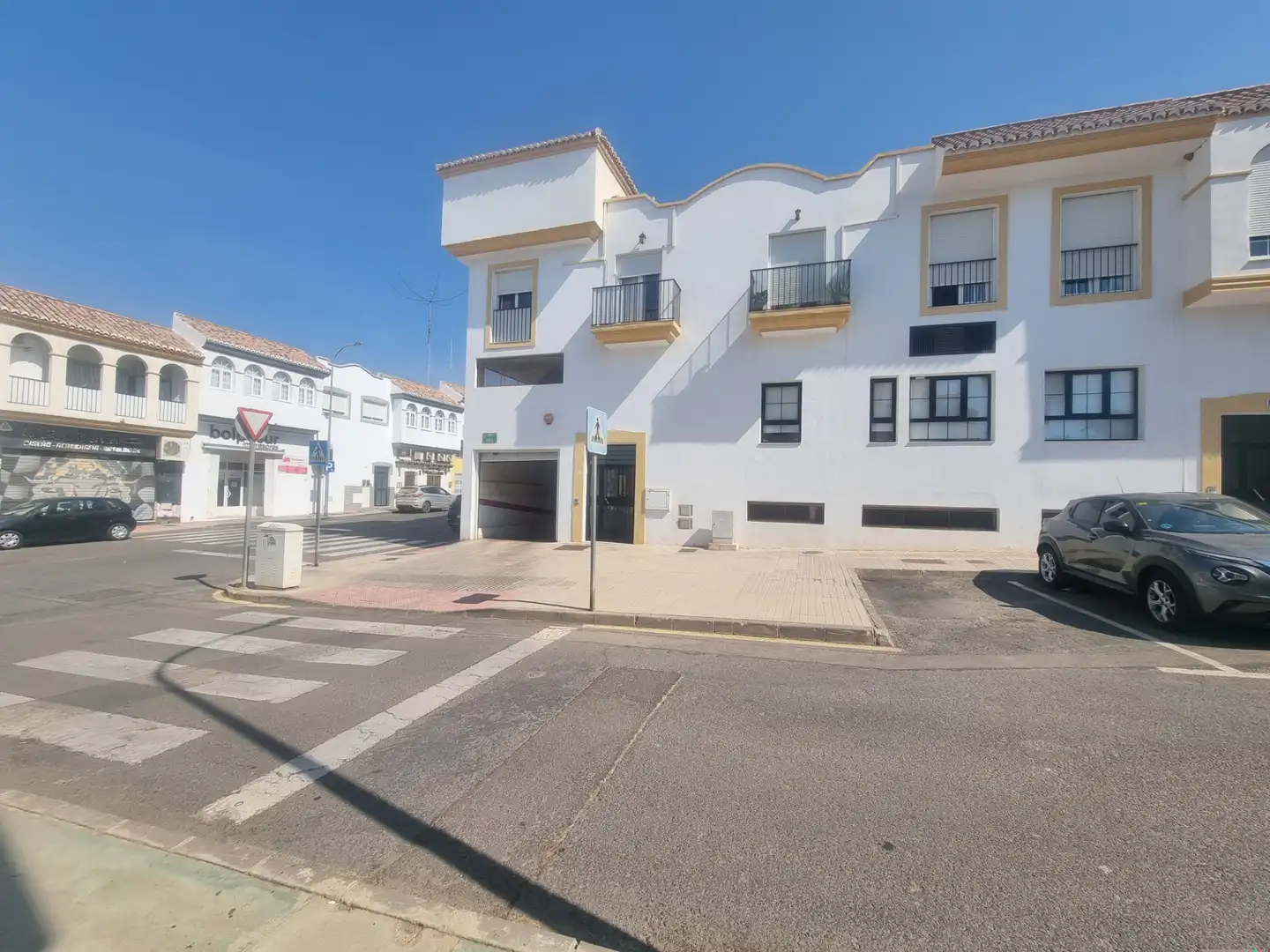 Vista exterior de Garatge en venda en Huércal de Almería