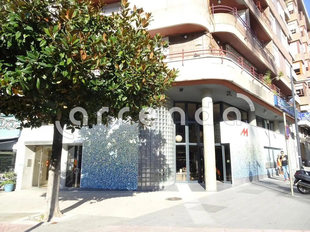 Local commercial à louer à Bulevar Luciano Demetrio Herrero, imagen 2
