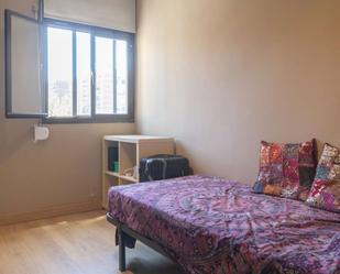 Bedroom of Flat to share in  Madrid Capital  with Air Conditioner and Terrace