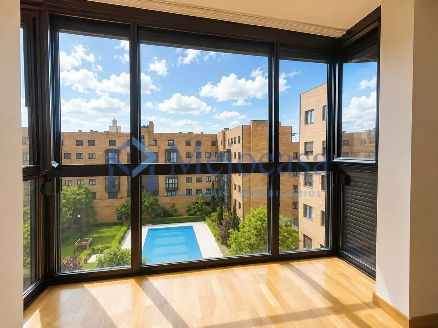 Balcony of Flat for sale in Madrid  with Air Conditioner, Heating and Private garden