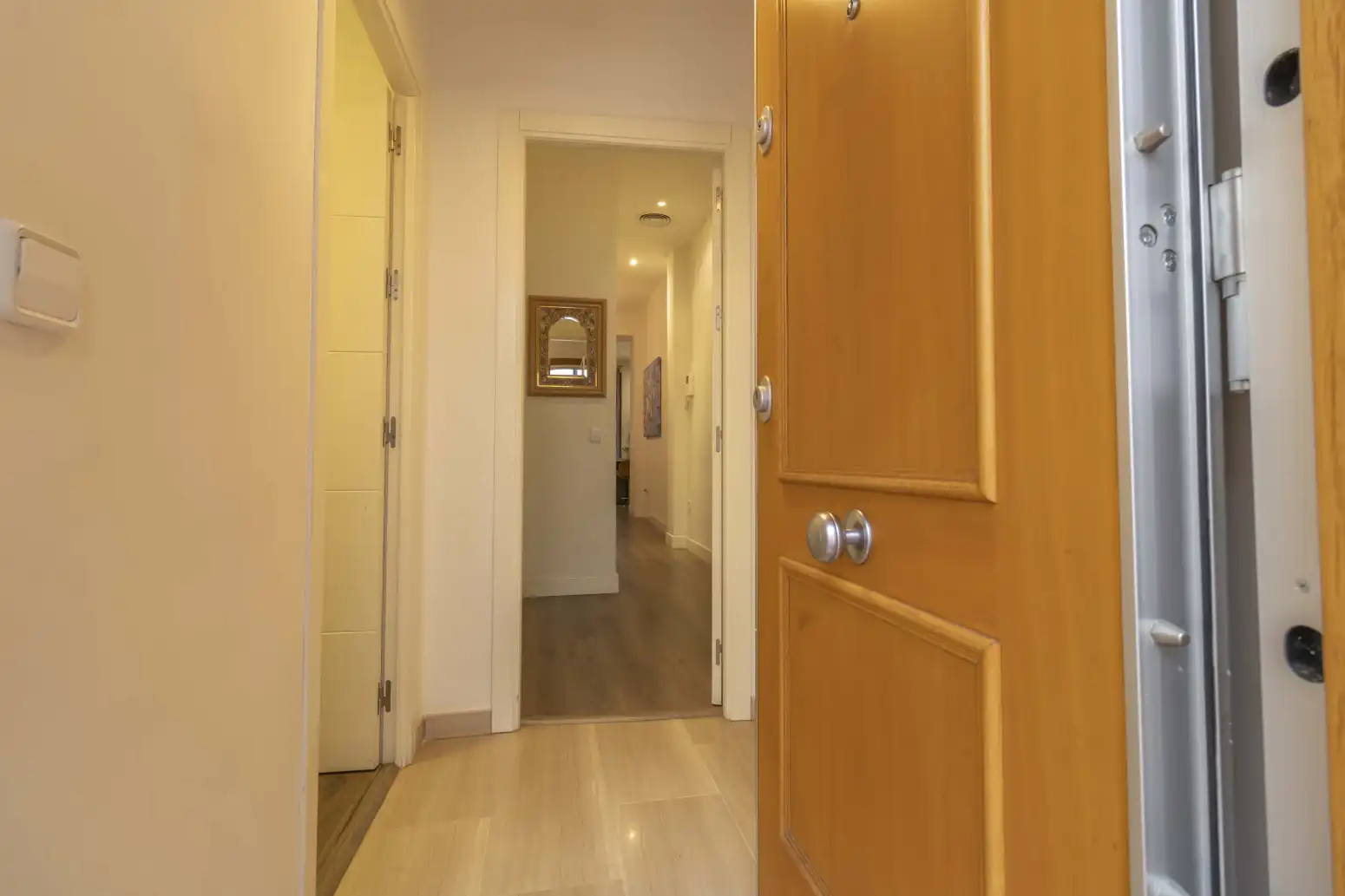 Flat for sale in Sevilla  with Air Conditioner, Heating and Balcony