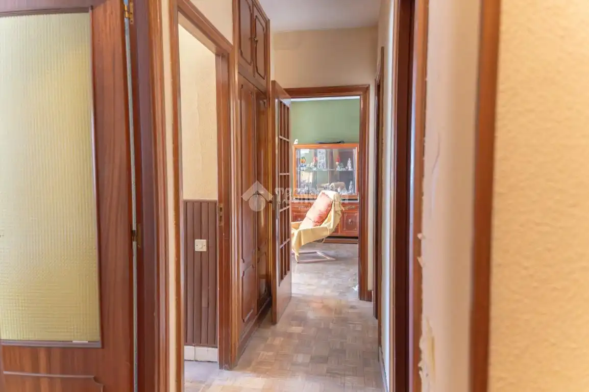 Piso en venta en Madrid con Calefacción y Terraza