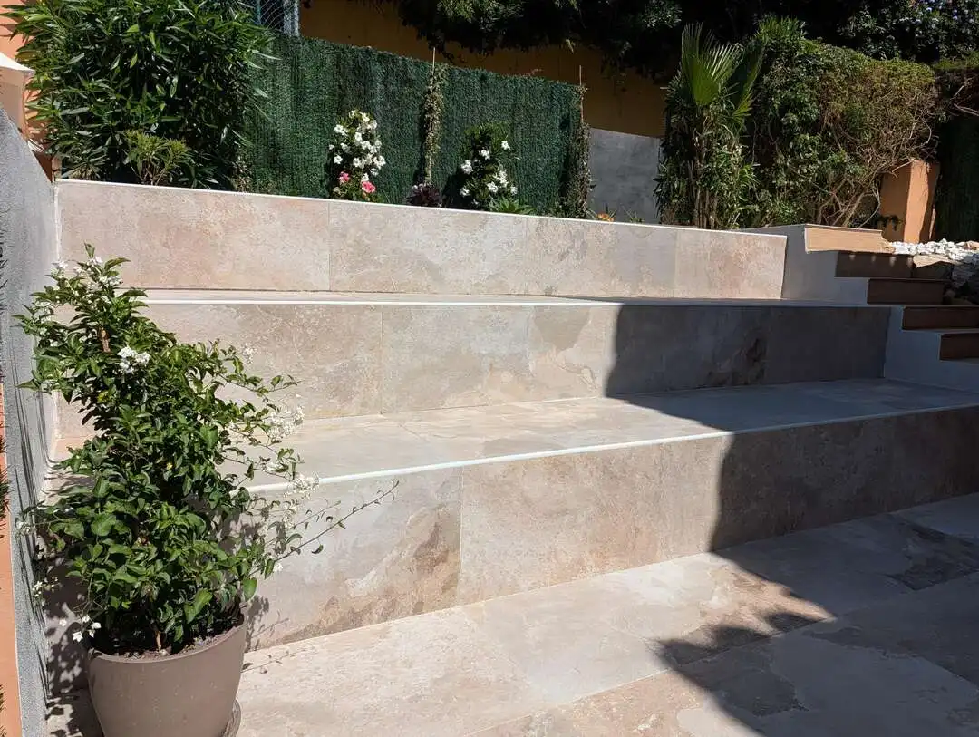 Terraza de Casa o chalet en venta en La Alcaidesa con Aire acondicionado, Calefacción y Jardín privado