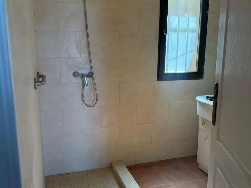 Baño de Terreno en venta en Motril