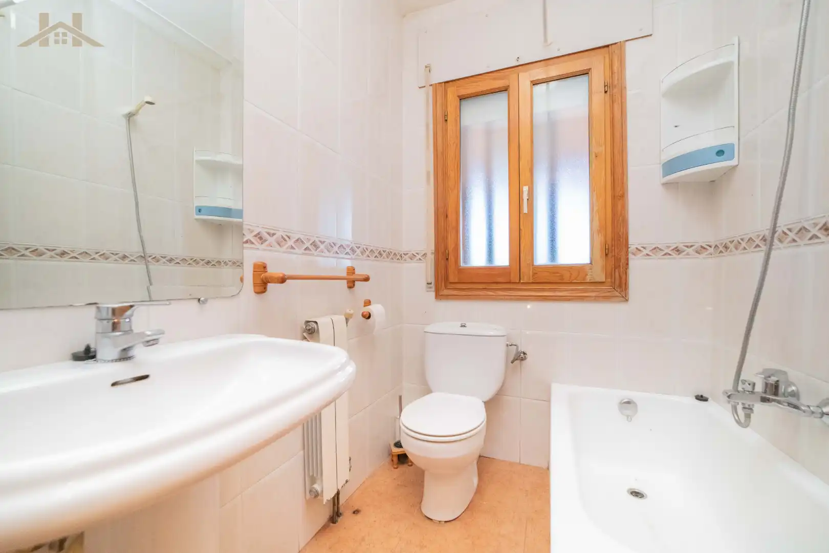 Bany de Casa o xalet en venda en Valdemorillo amb Calefacció, Jardí privat i Terrassa