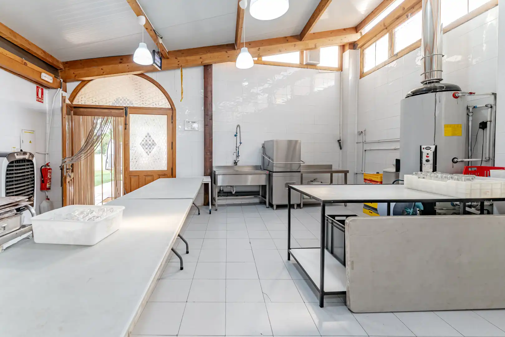 Cocina de Finca rústica en venta en Laguna de Duero con Aire acondicionado, Calefacción y Jardín privado